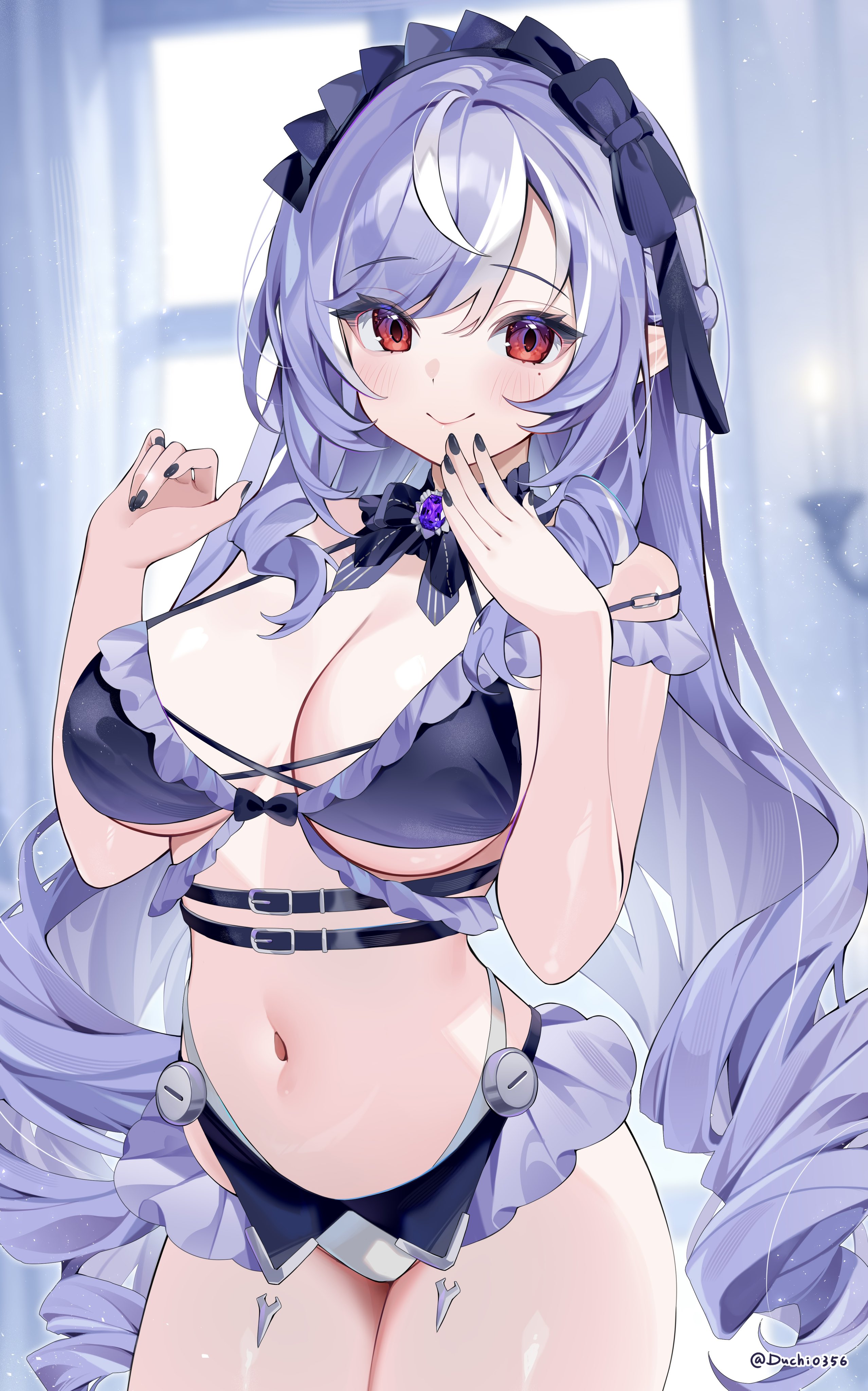 肚臍絕區零二創泳裝薇薇安