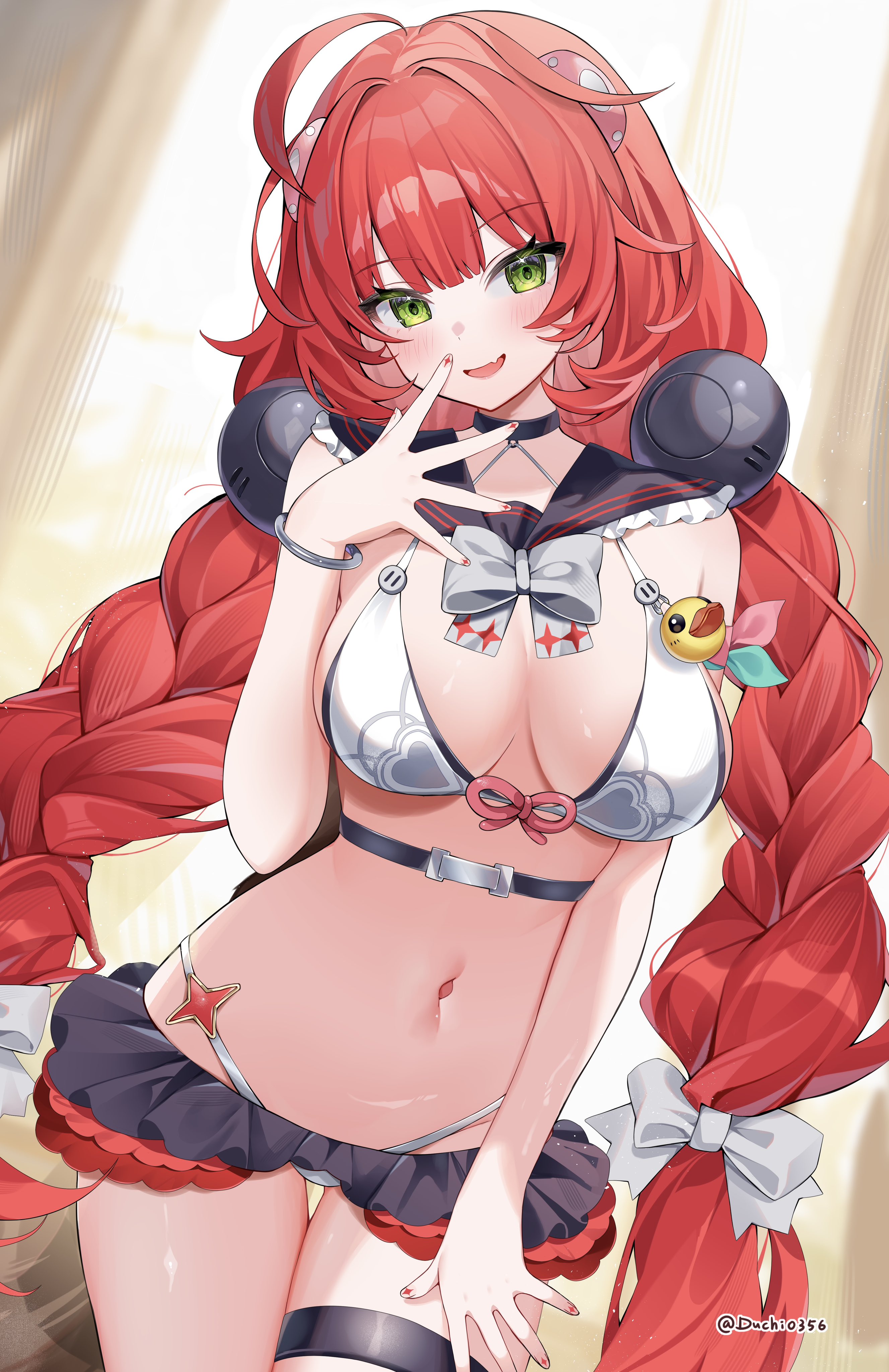 肚臍絕區零二創泳裝浮波柚葉